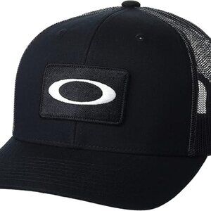 Oakley O-Original Trucker Hat in Black NWT
